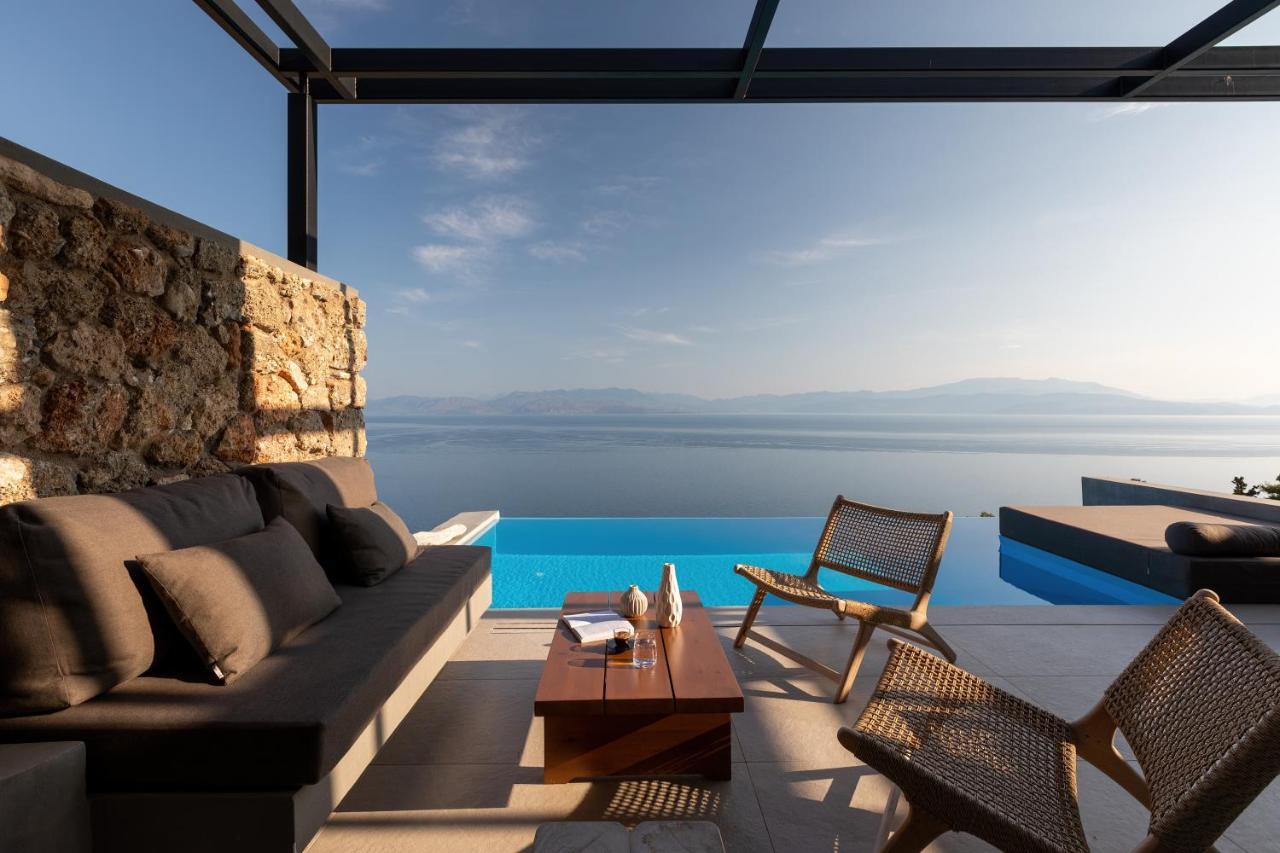 ​le Grand Bleu Ξενοδοχείο Δερβένι