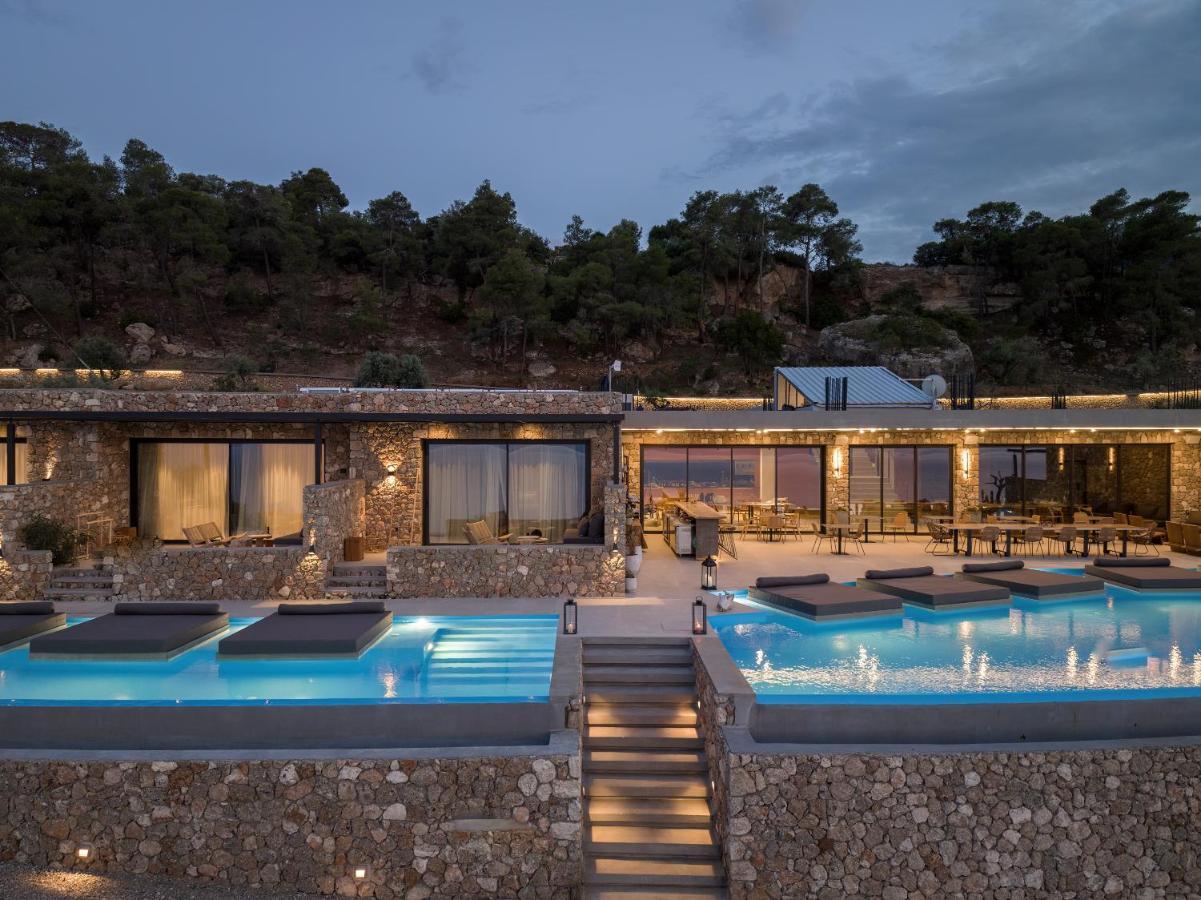 ​le Grand Bleu Hotel