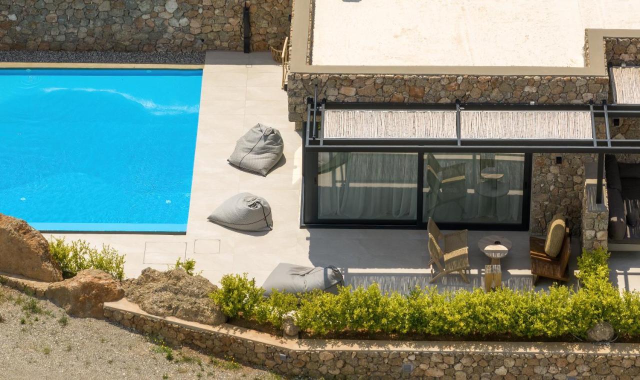 ​le Grand Bleu Hotel Dhervénion