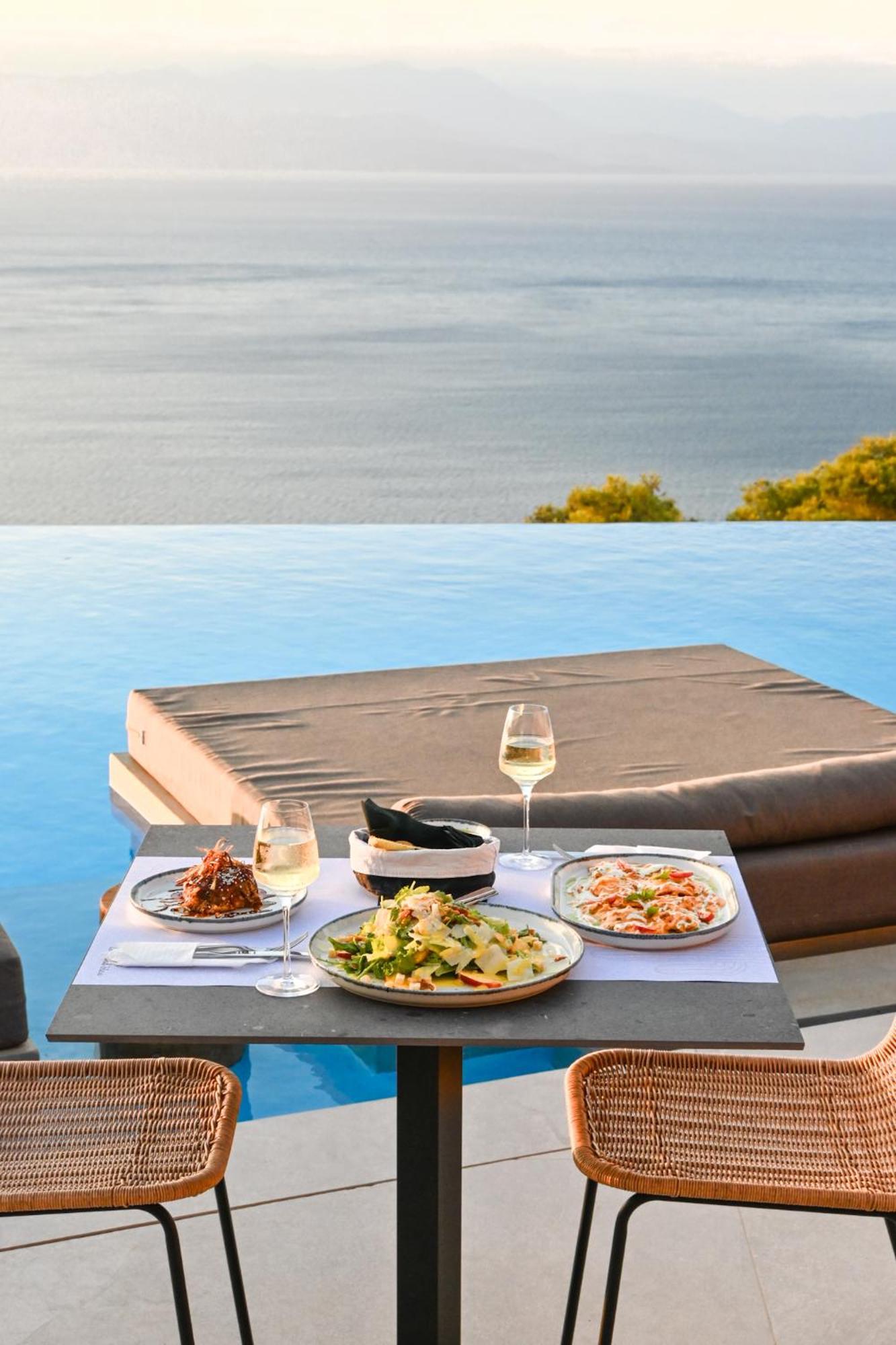 ​le Grand Bleu 5*