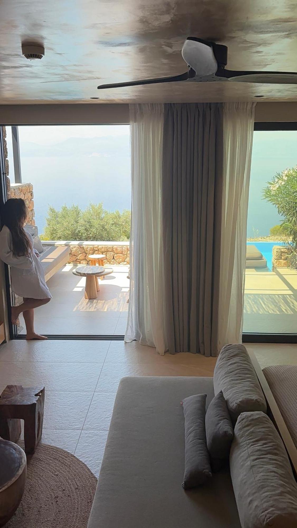 ​le Grand Bleu 5* Derveni